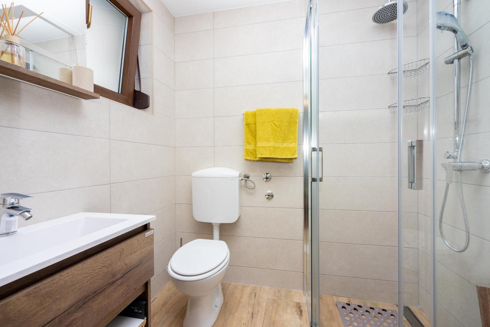 Apartment Dom Jadranovo Luaran gambar