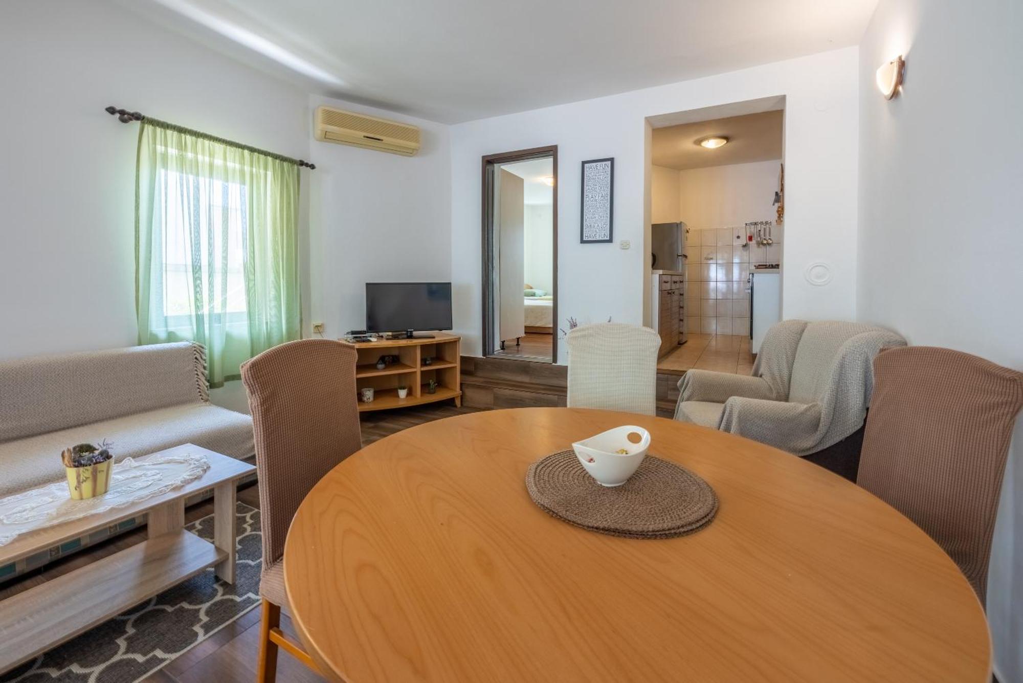 Apartment Dom Jadranovo Luaran gambar